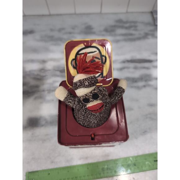 Jack In The Box Sock Monkey Toy, Schilling 2008 Toy, HTF Collectible, Kids Gift - Picture 5 of 8